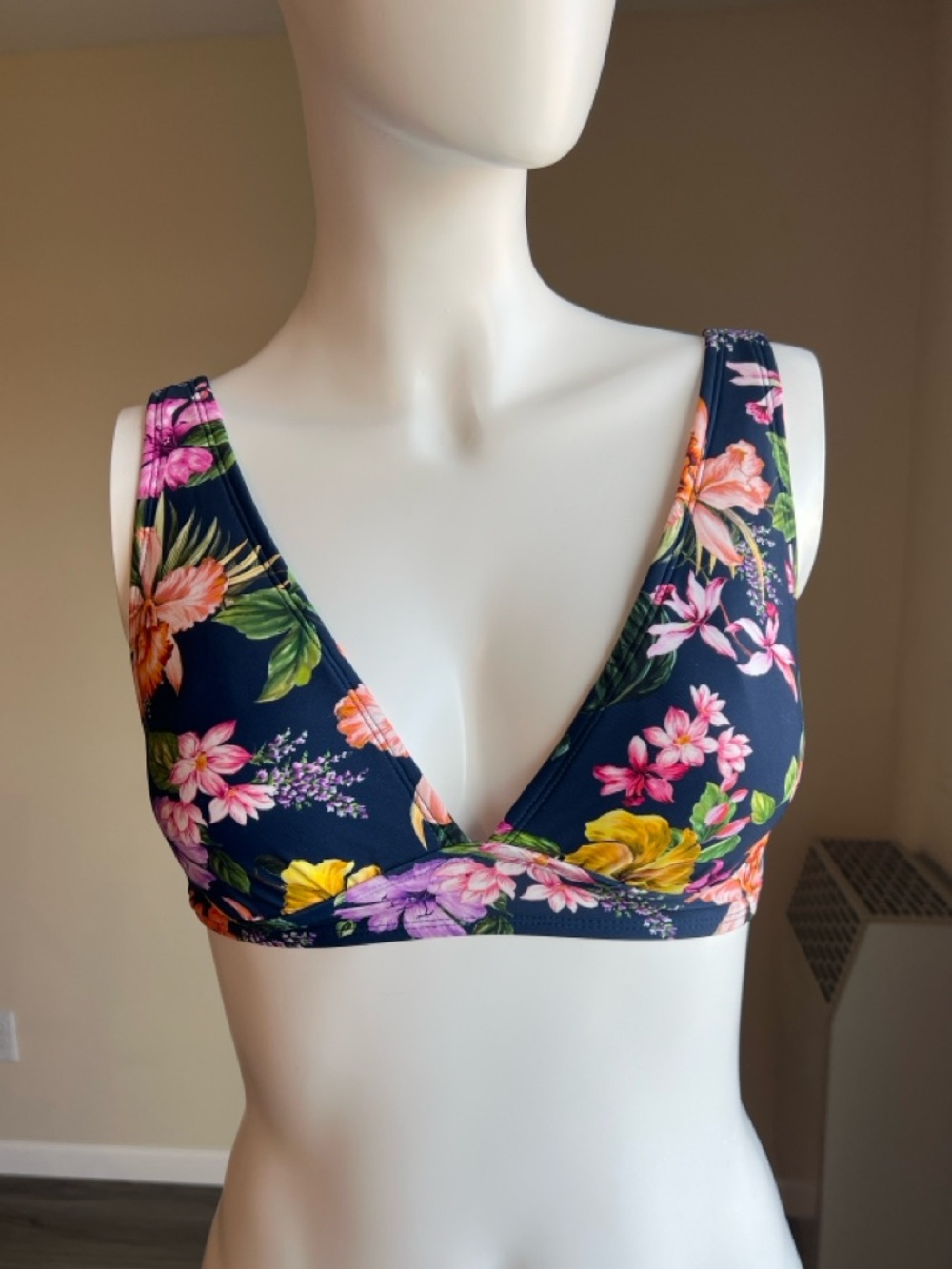 NWOT Tropical bikini top by Kona Sol.